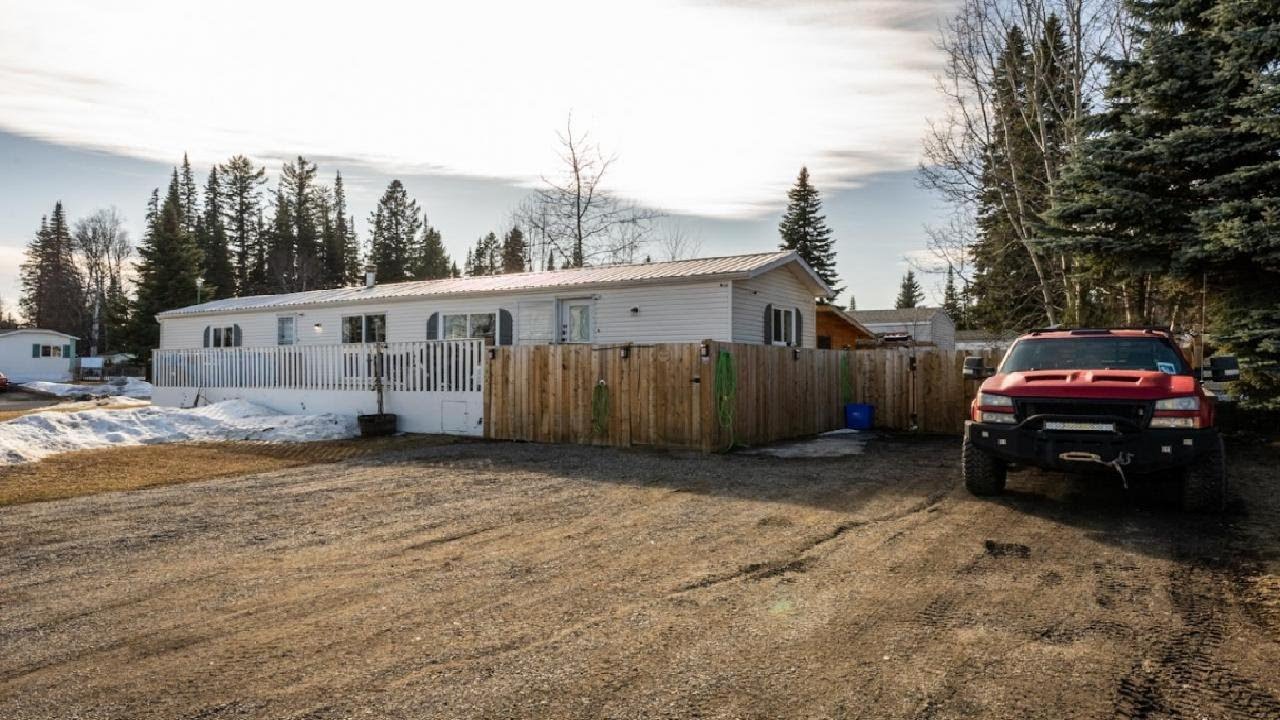 3000 Thee Court, Prince George, BC Presented by Kenzie Brown.