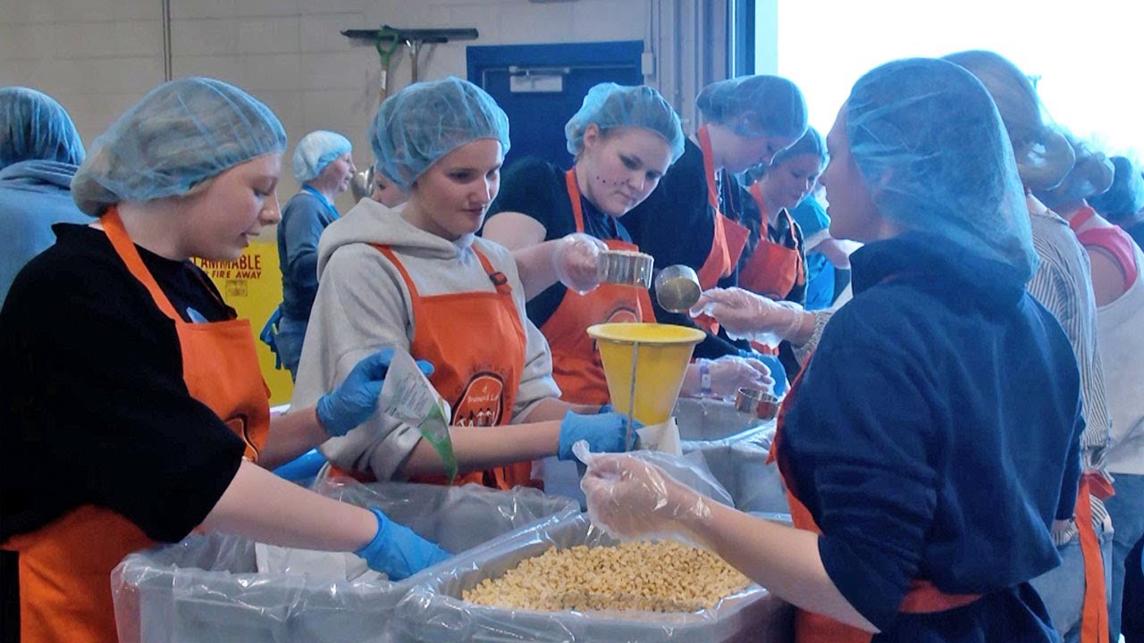 Outreach Program Lakes Holds Meal-Packing Event at Brainerd High School | Lakeland News
