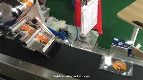 Empty bag pouch horizontal feeding paging automatic top adhesive stick labeling machine