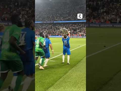 ⚽🎉 Retour sur les célébrations de la France après sa victoire à l'Eleven All Stars #football #shorts