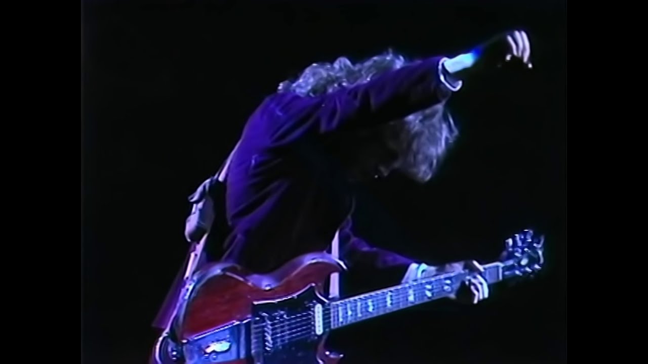AC/DC - Live Summit 1983 Preview ! - YouTube
