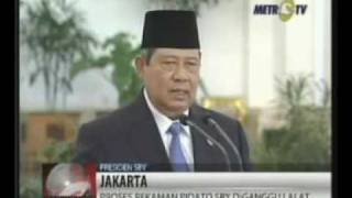 sby diganggu lalat