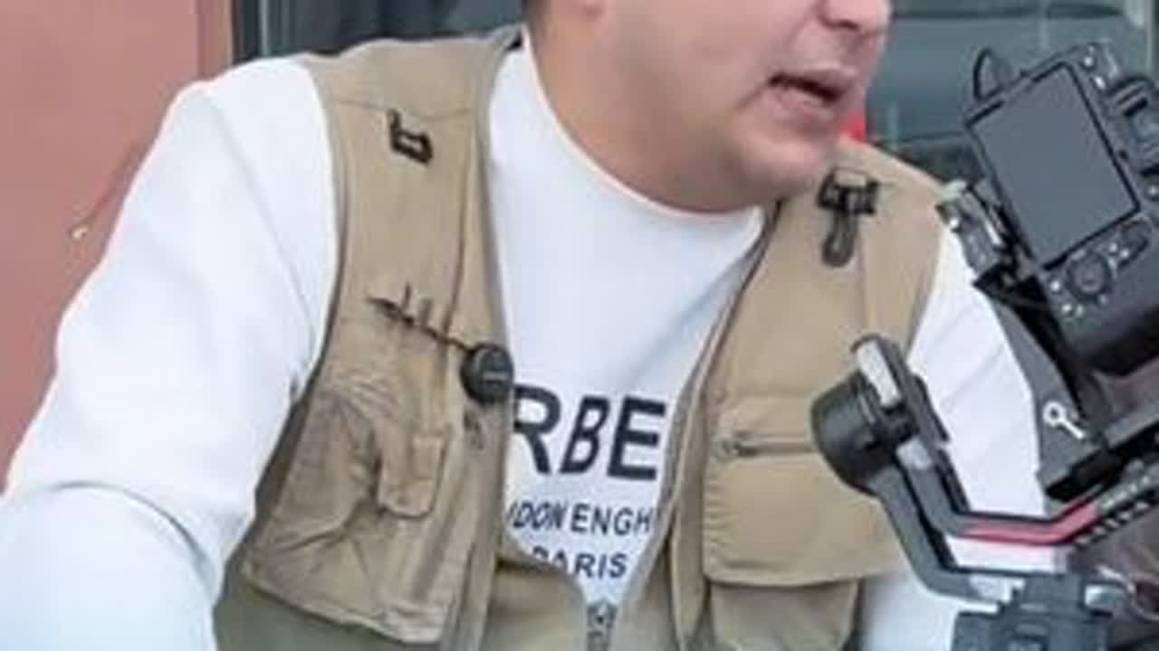 ablat幽默视频 #阿吖yyds @抖音小助手 @DOU+小助手 @DOU+上热门 #ablat幽默视频 #谢谢你们的支持 #幽默段子 #搞笑视频