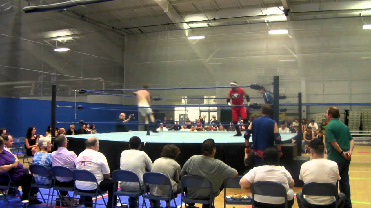 Jonas Albert Robinson vs. Ciaran Gallagher