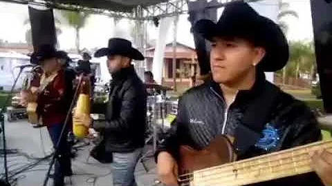 Grupo Palomo "No me conoces an en vivo"