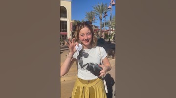 teaching people how to make buttons #zachriddleart #buttonmaker #buttonpress #fiftyfiftee50tour