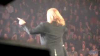 Famous Joe Elliott & Manchester Crowd Sing 'Happy Birthday' To Nikki Sixx Net Worth