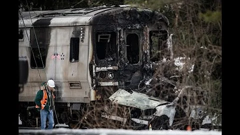 NTSB: Driver had 39 seconds to avoid train collision