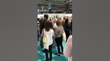 Eva Photography Robot- Good Morning Live cue!