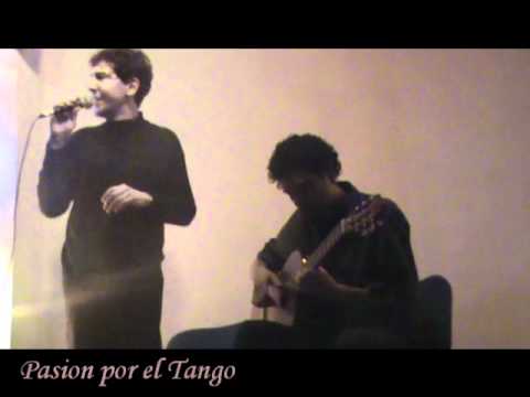 CARDENAL DOMINGUEZ Y ARIEL ARGAÑARAZ EN LA TANDA CANTADA DE FLOREAL