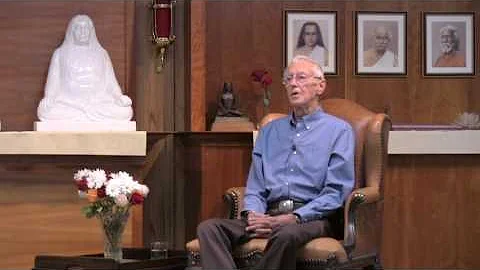 Paramahansa Yogananda Remembered with Roy Eugene D...