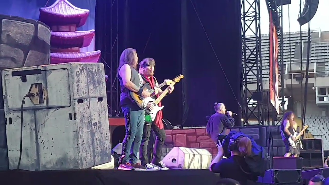 Iron Maiden - Stratego live from Barcelona