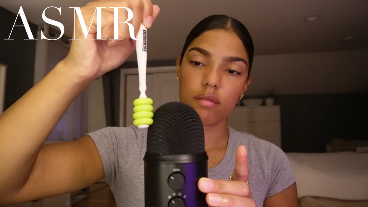 Putting new triggers on the mic ASMR 