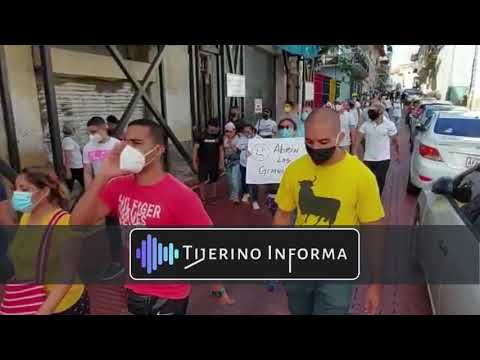 Protestan en la Cinta Costera