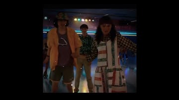 Idk why I found this scene so funny! #mileven #byler