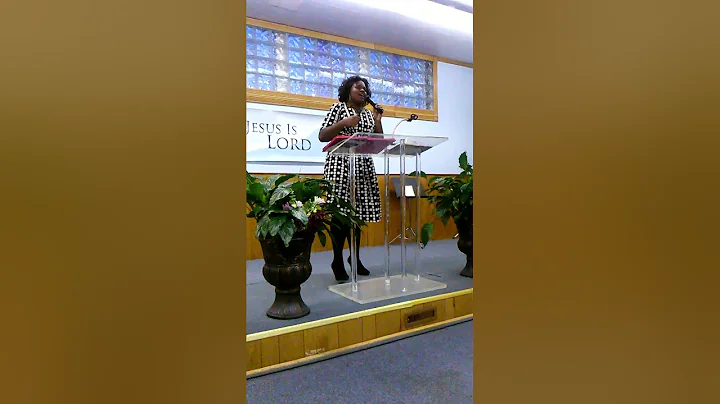 Evangelist Jennifer Braswell preaching at the Re-U...