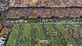 App State UNREAL Hail Mary GAME-WINNER & fans rush the field screenshot 3