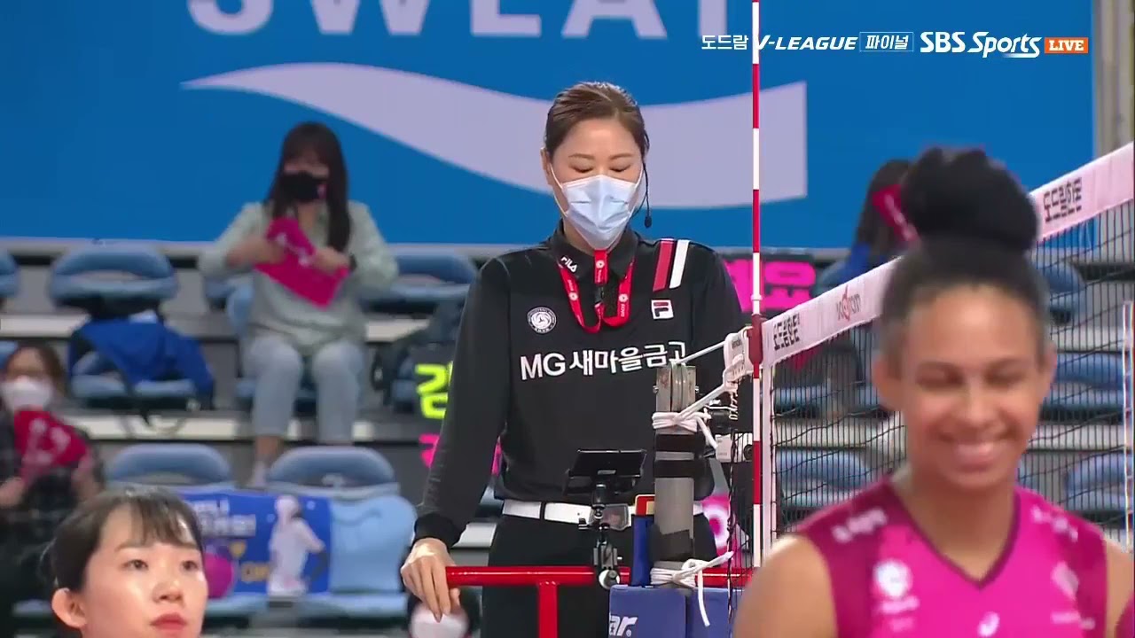 FINAL ROUND 3 Korean Women Volleyball Season 20/21 HK PINK SPIDER vs GS CALTEX KIXX 300321