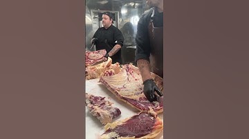Breaking down the beef rib and flank primal #beef #butcher #butchershop #flanksteak #beefribs #meat