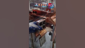 Fix the busbar on the 1800kVA transformer body