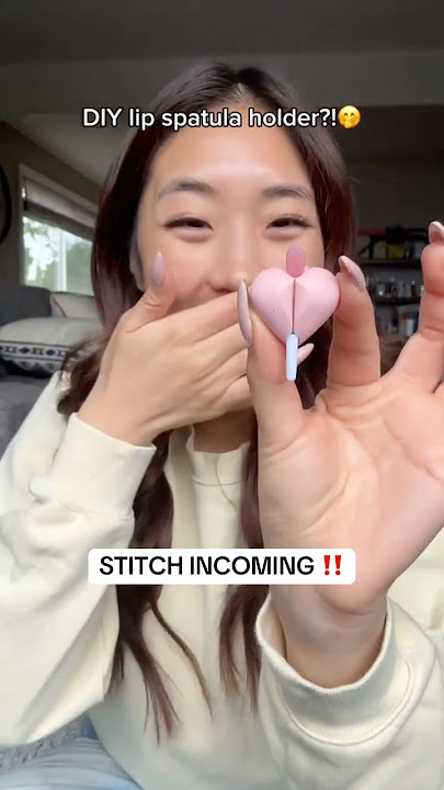 HOW CUTE IS THIS LIP SLEEPING MASK APPLICATOR HACK! 💗 IB: @AylenPark