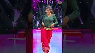 Tujhe Milne Ki Kerta Hai" ❤️ | Romantic Song" 💥😍 #Shorts #Dance #Trending #Viral #Song#new
