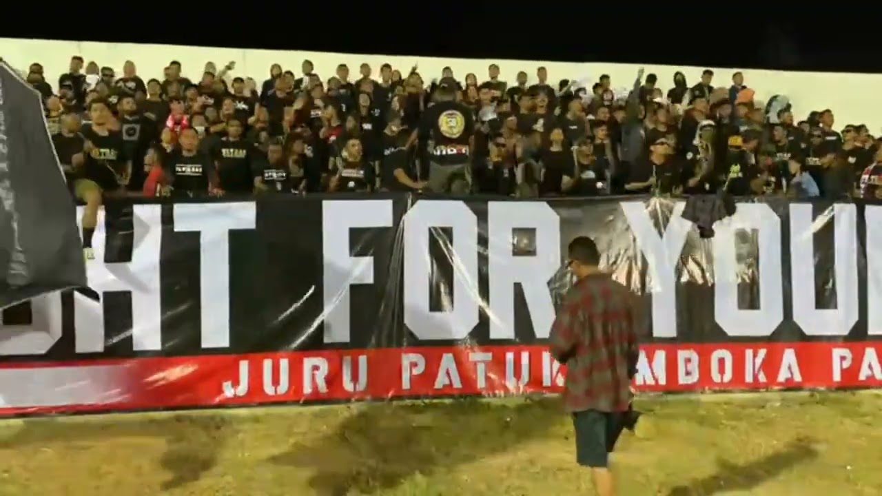 ultras REDBOYS 58 X PERSE ENDE