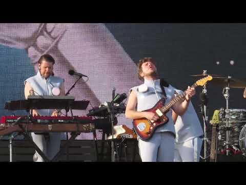 L’Impératrice - "Voodoo?" (Lazywax remix) @ Coachella 4/12/2024