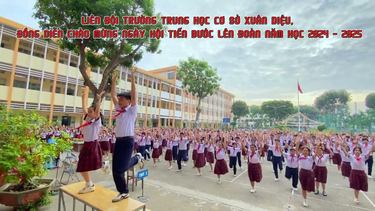 LIÊN ĐỘI TRƯỜNG THCS XUÂN DIỆU, ĐỒNG DIỄN CHÀO MỪNG NGÀY HỘI TIẾN BƯỚC LÊN ĐOÀN NĂM HỌC 2024 - 2025