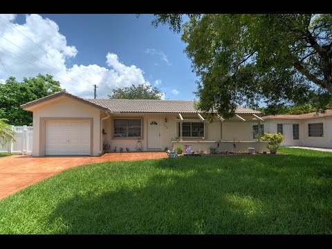 101 NE 2nd Place, Dania Beach, FL home video tour