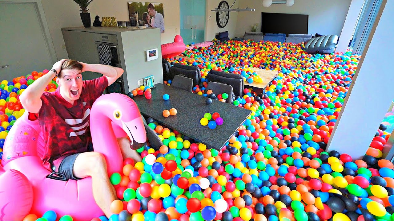 MIJN HUIS VOLLEDIG VULLEN MET BALLENBAK BALLEN.. *PRANK* #350