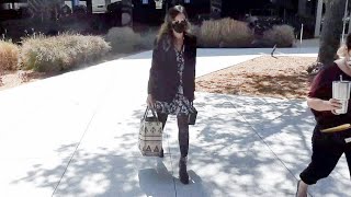 Fashionista Jessica Alba Puts Her Exquisite Spring Style On Display