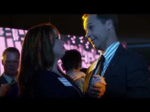 Pretty Little Liars Sneak Peek of Ella and Byron Dancing - S1E14