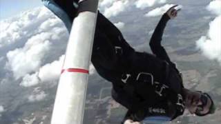 Bat Hang Skydive