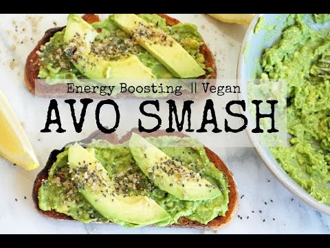 ENERGY BOOSTING AVO-SMASH || Easy vegan breakfast idea