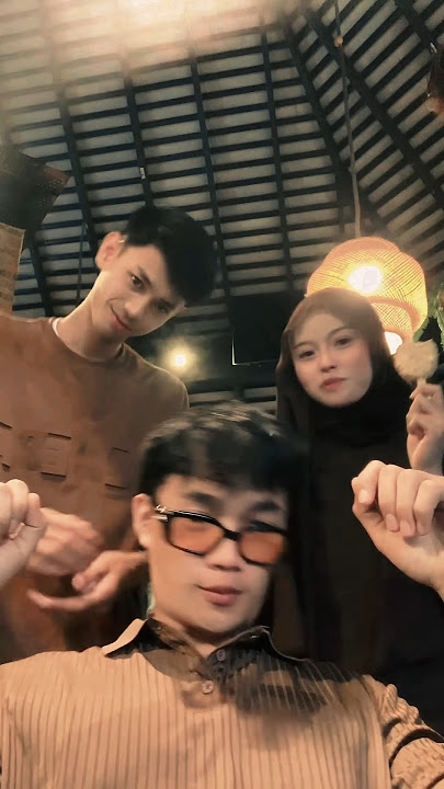 min xcam tgk najmi.. lain betol.. 😗