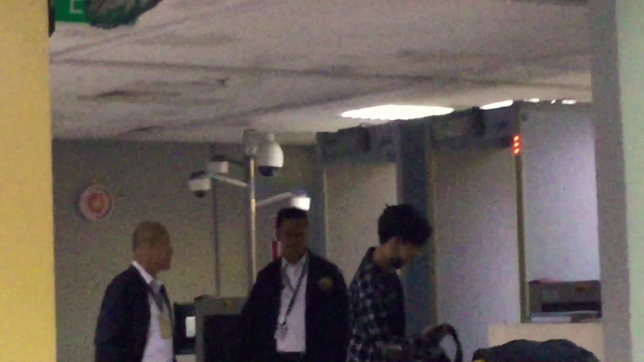 SB19 At Airport see them all they are so pretty Handsome