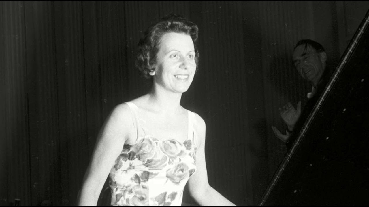 Schubert - Maria Bergmann (1974) Various Originaltänze, D. 365 (Excerpts)