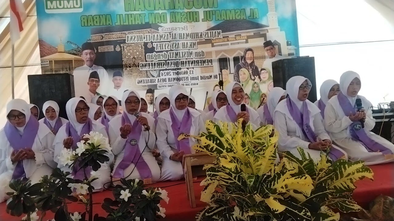 Emak2 Kelompok Sibulus dan komplek masjid istiQomah  Hebat  Jozzdg Asmaul husnanya