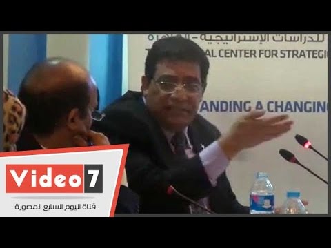 عبد الخالق فاروق نصحت مرسى كتير بس كان بيرمى الورق فى الزبالة