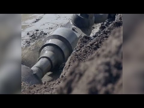 China-Myanmar crude oil pipeline begins to flow
