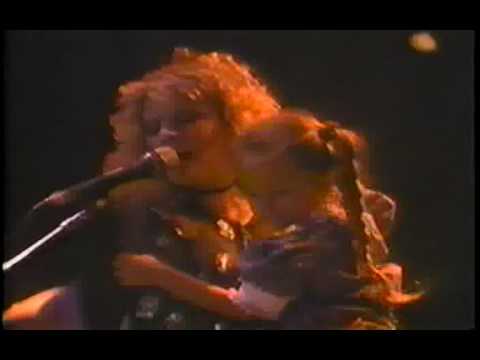Stevie Nicks - Stand back live 1983 with "Elaine"