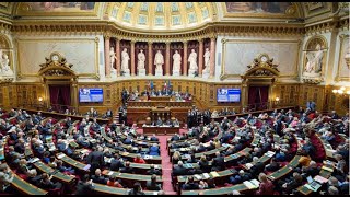 Laïcité : Les sénateurs veulent interdire les signes religieux sur le temps extra-scolaire