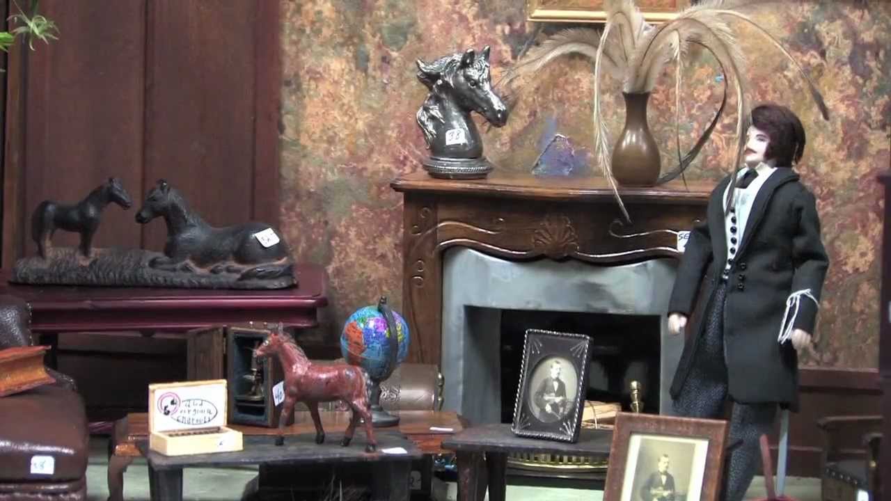 Event brings countless miniatures to Waterfront Warehouse YouTube