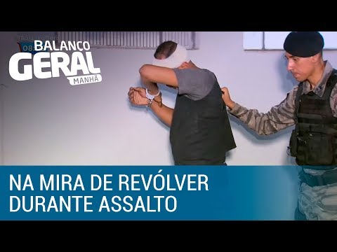 Quadrilha faz caminhoneiro refém durante assalto em Minas Gerais