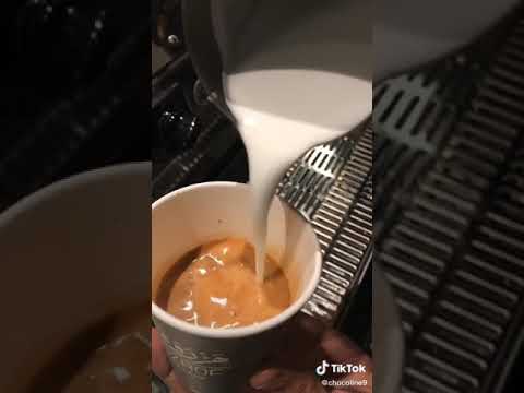 طريقة الرسم على القهوه بشكل سهل وسريع