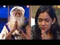 Lady Can't Control Her Tears While Sadhguru Giving Speech | Isha Yoga Center | Daily Culture