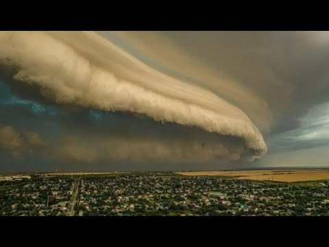 Video: Wat Humanitêre Hulp Aan Die Stad Krymsk Verleen Het