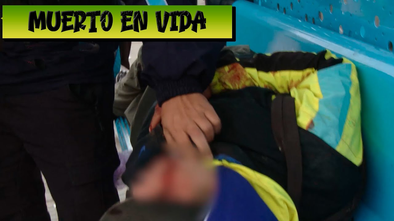 ¡El susto de sus vidas! Los vecinos pensaron que estaba muerto; todo ensangrentado y sin responder