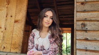 Briana Pătrașcu - Colaj de petrecere ( Au, au inima - Mă rog seara la icoane )